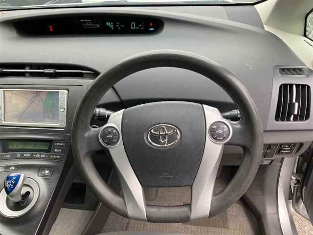 TOYOTA PRIUS 2010
