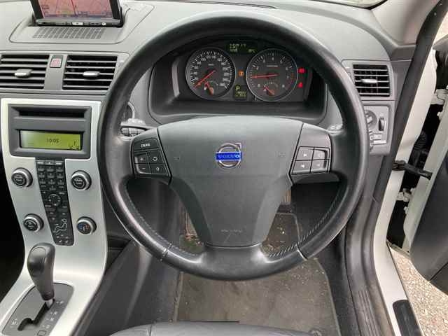 VOLVO V50 2011