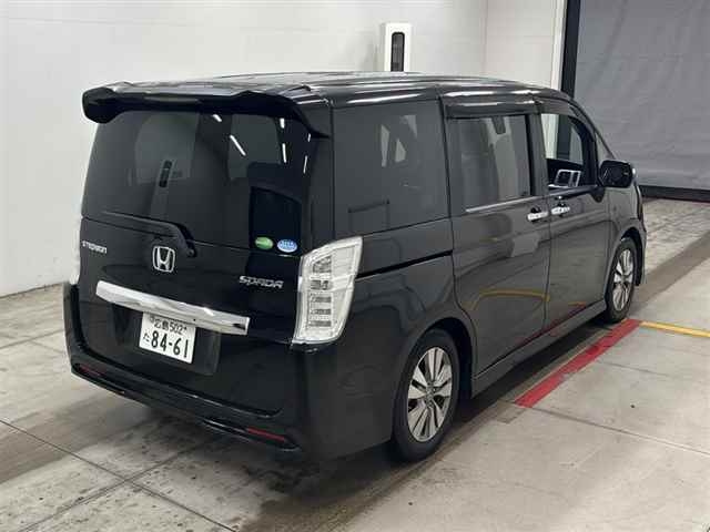 HONDA STEP WAGON 2013