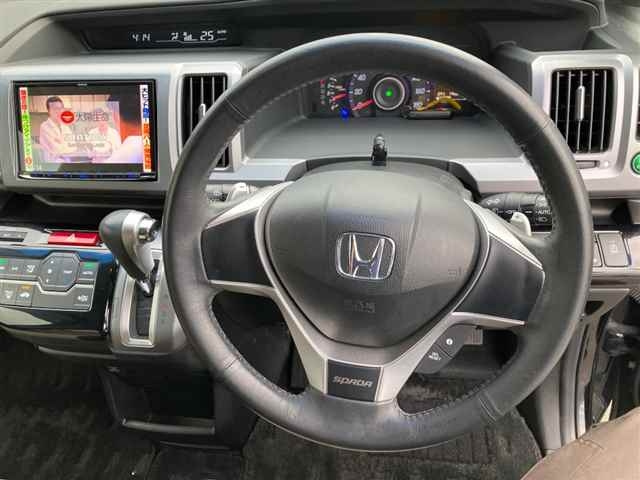 HONDA STEP WAGON 2013