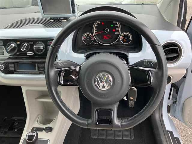VOLKSWAGEN UP 2013