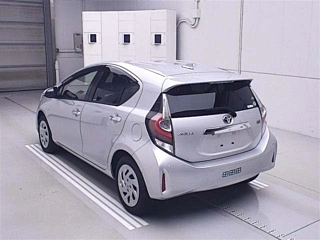 TOYOTA AQUA 2018