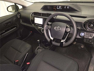 TOYOTA AQUA 2018