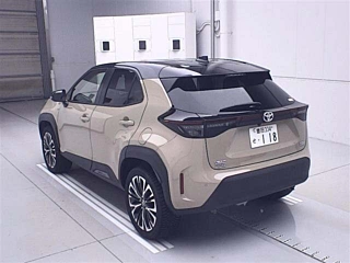 TOYOTA YARIS CROSS 2021
