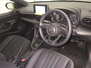 TOYOTA YARIS 2024