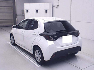 TOYOTA YARIS 2024