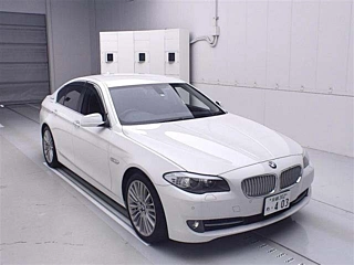 BMW 5 SERIES 2012