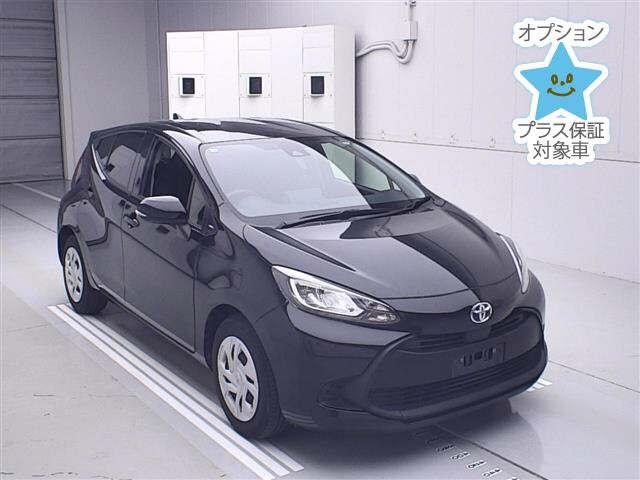 TOYOTA AQUA 2022
