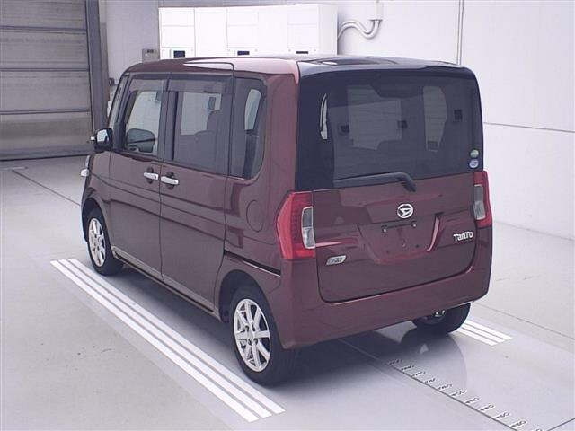 DAIHATSU TANTO 2014