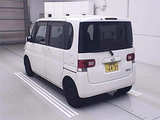 DAIHATSU TANTO 2009