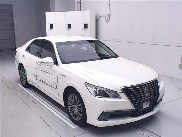TOYOTA CROWN 2013