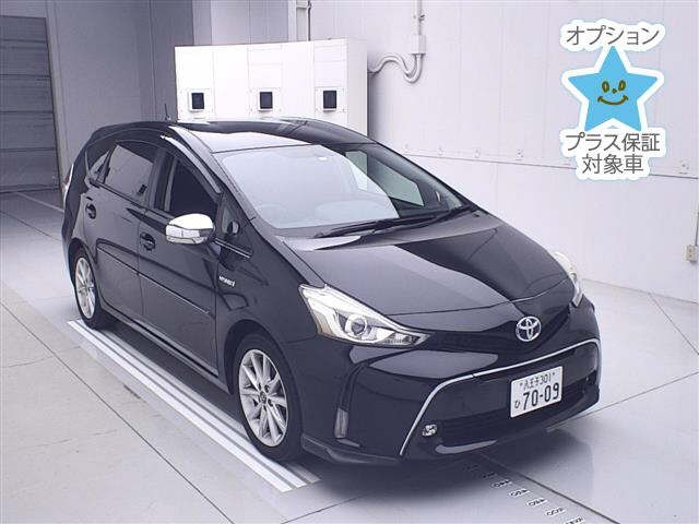 TOYOTA PRIUS ALPHA 2015