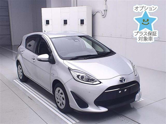 TOYOTA AQUA 2018