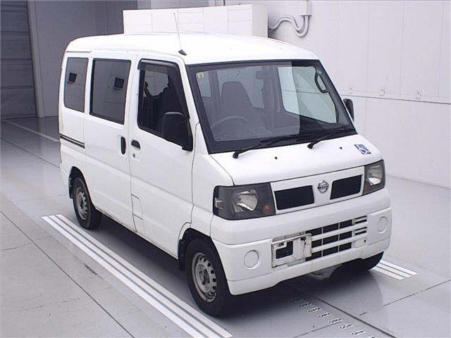 NISSAN CLIPPER VAN 2009