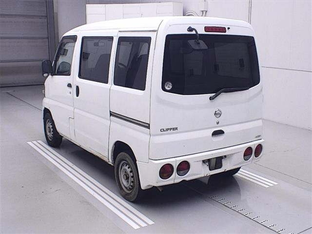NISSAN CLIPPER VAN 2009