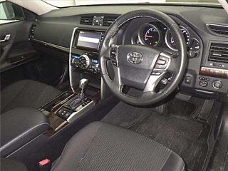 TOYOTA MARK X 2019