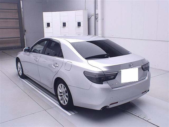 TOYOTA MARK X 2019