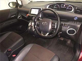 TOYOTA SIENTA 2021
