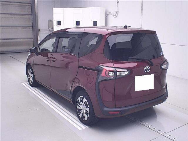 TOYOTA SIENTA 2021