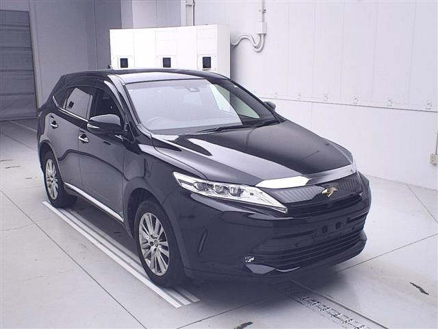TOYOTA HARRIER 2017