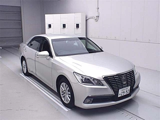 TOYOTA CROWN 2013