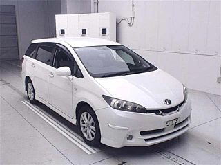 TOYOTA WISH 2011