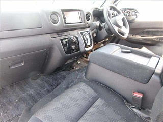 NISSAN CARAVAN VAN 2024