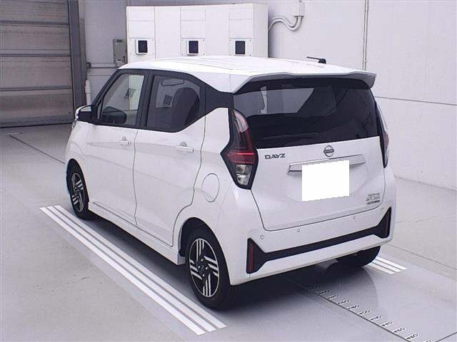 NISSAN DAYZ 2024