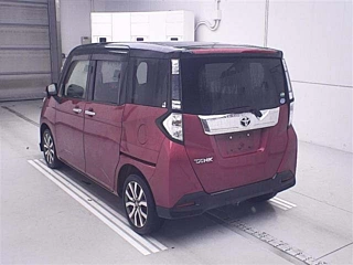 TOYOTA TANK 2017