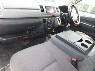 TOYOTA HIACE VAN 2012