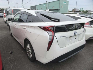 TOYOTA PRIUS 2017