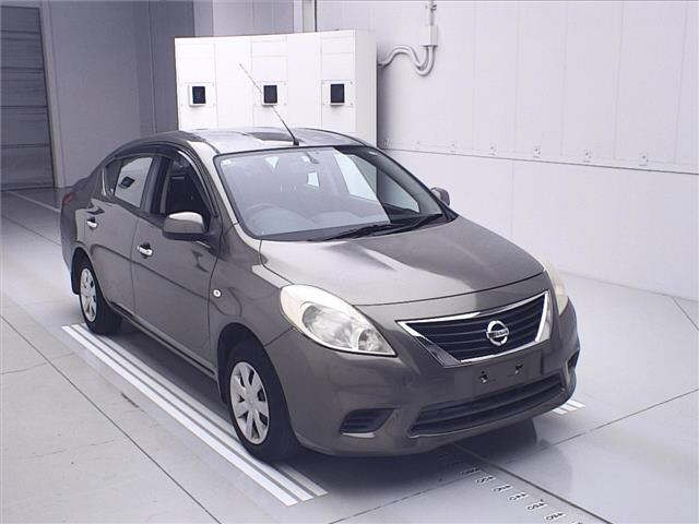 NISSAN TIIDA LATIO 2013