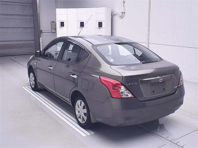 NISSAN TIIDA LATIO 2013