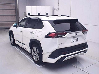 TOYOTA RAV4 2021