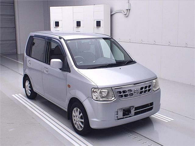 NISSAN OTTI 2011