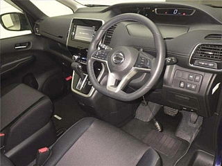 NISSAN SERENA 2017