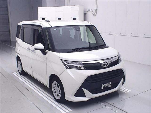 TOYOTA TANK 2017
