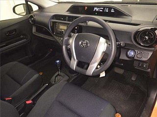 TOYOTA AQUA 2014