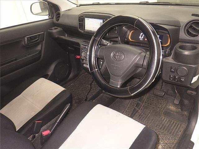 TOYOTA PIXIS EPOCH 2020