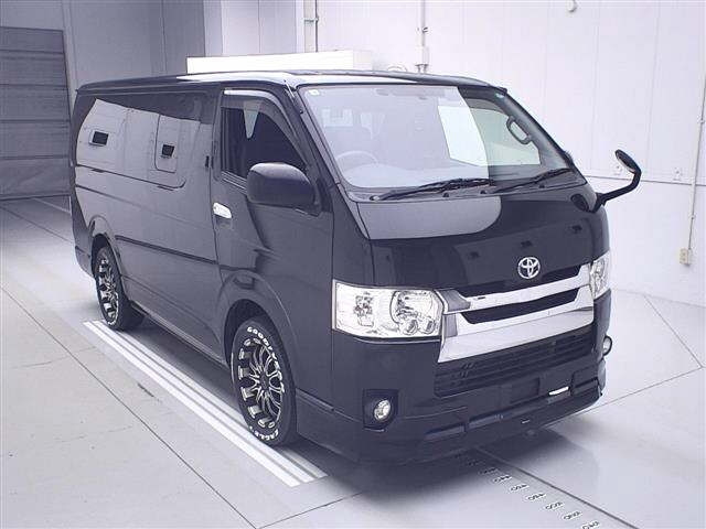 TOYOTA HIACE VAN 2014