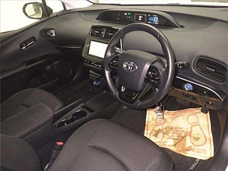 TOYOTA PRIUS 2020