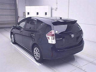 TOYOTA PRIUS ALPHA 2019