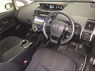 TOYOTA PRIUS ALPHA 2019
