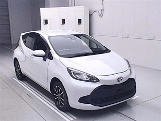 TOYOTA AQUA 2022