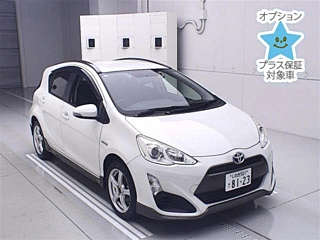 TOYOTA AQUA 2015