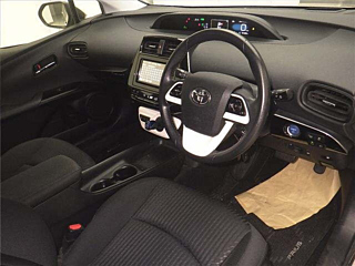 TOYOTA PRIUS 2016