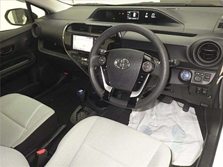 TOYOTA AQUA 2020