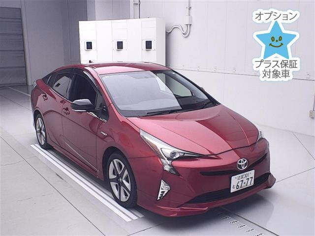 TOYOTA PRIUS 2016