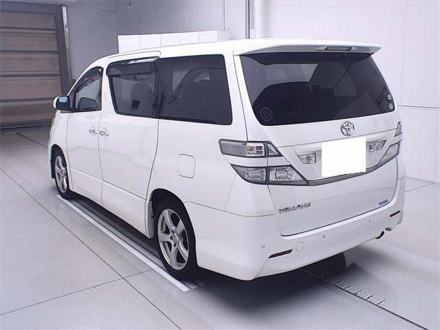TOYOTA VELLFIRE 2011