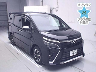 TOYOTA VOXY 2018